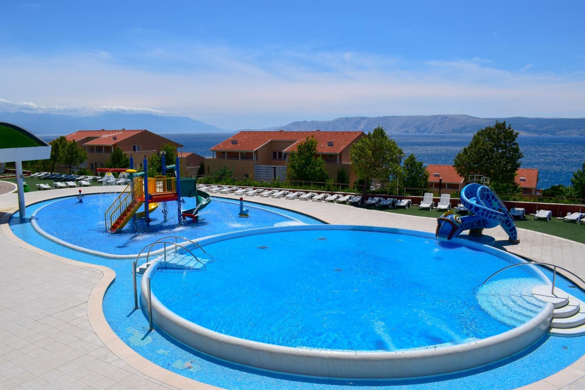 Apartments Grand Novi Vinodolski Resort Экстерьер фото