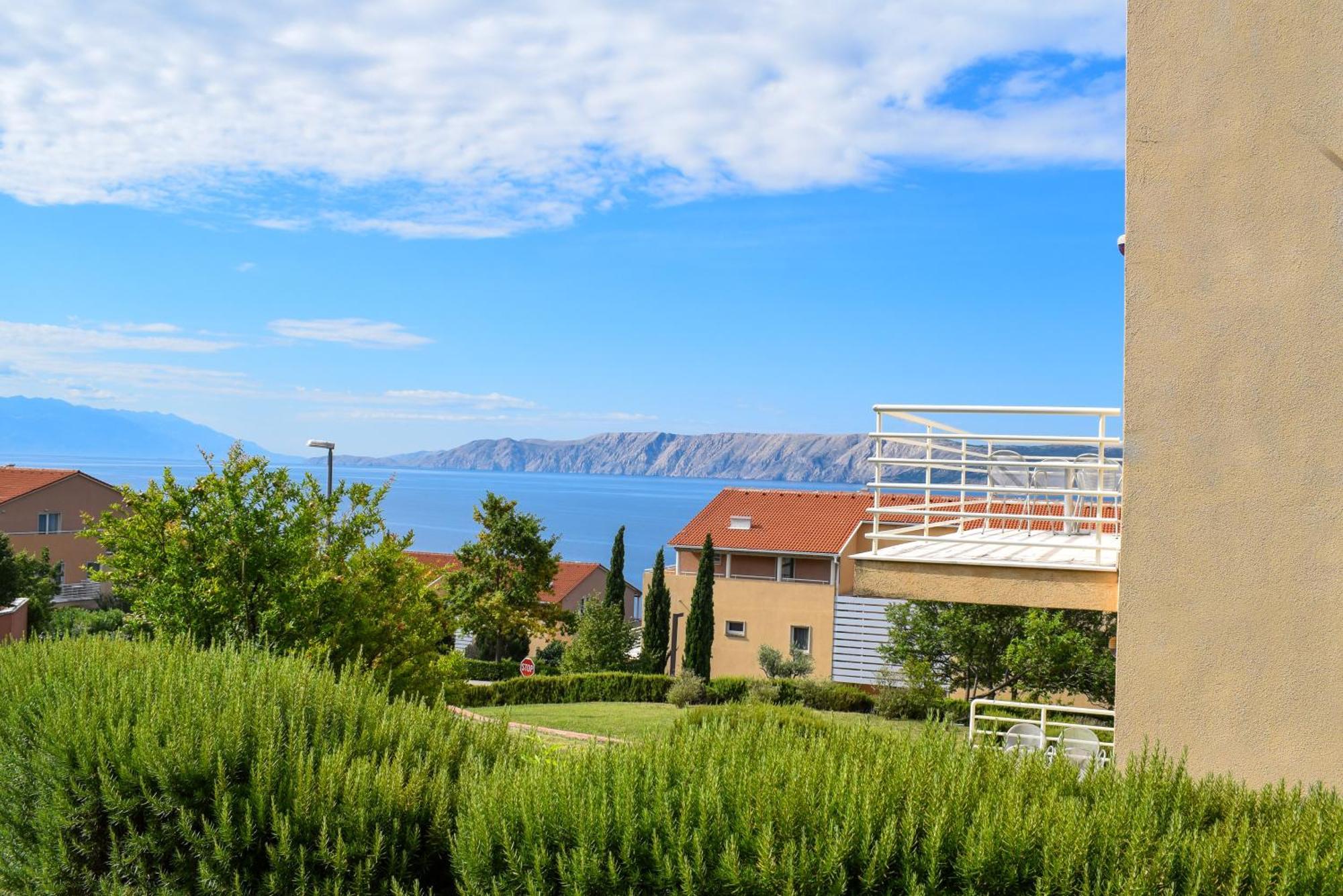 Apartments Grand Novi Vinodolski Resort Экстерьер фото